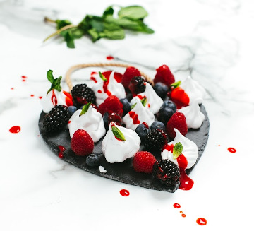 lowprotein mini fruit meringues